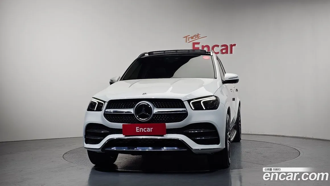 Mercedes-Benz GLE-Class — фото 6