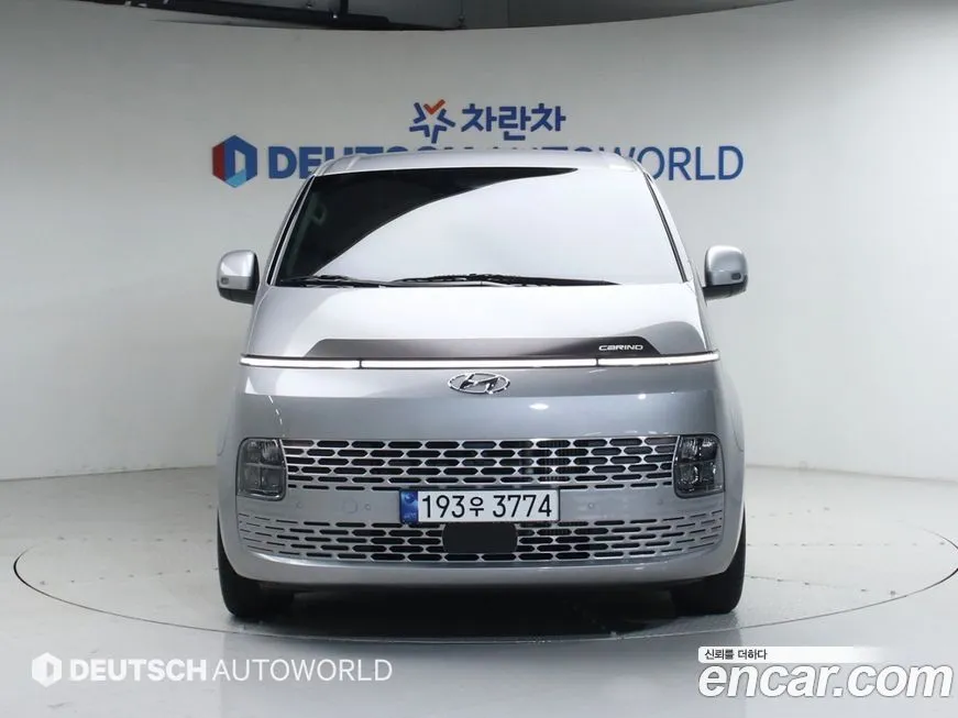 Hyundai Staria 2023 из KR, фото 3