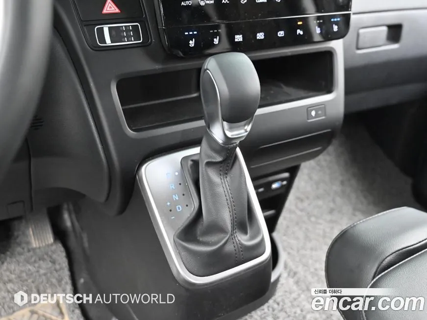 Hyundai Staria 2023 из KR, фото 4