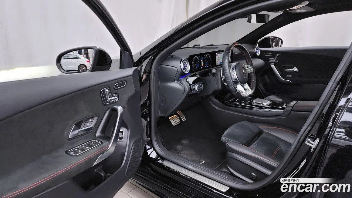 Mercedes-Benz A-Class 2023 из KR, фото 6