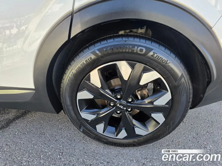 Kia Sportage — фото 9