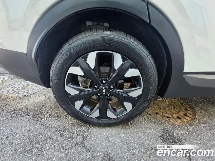 Kia Sportage — фото 8