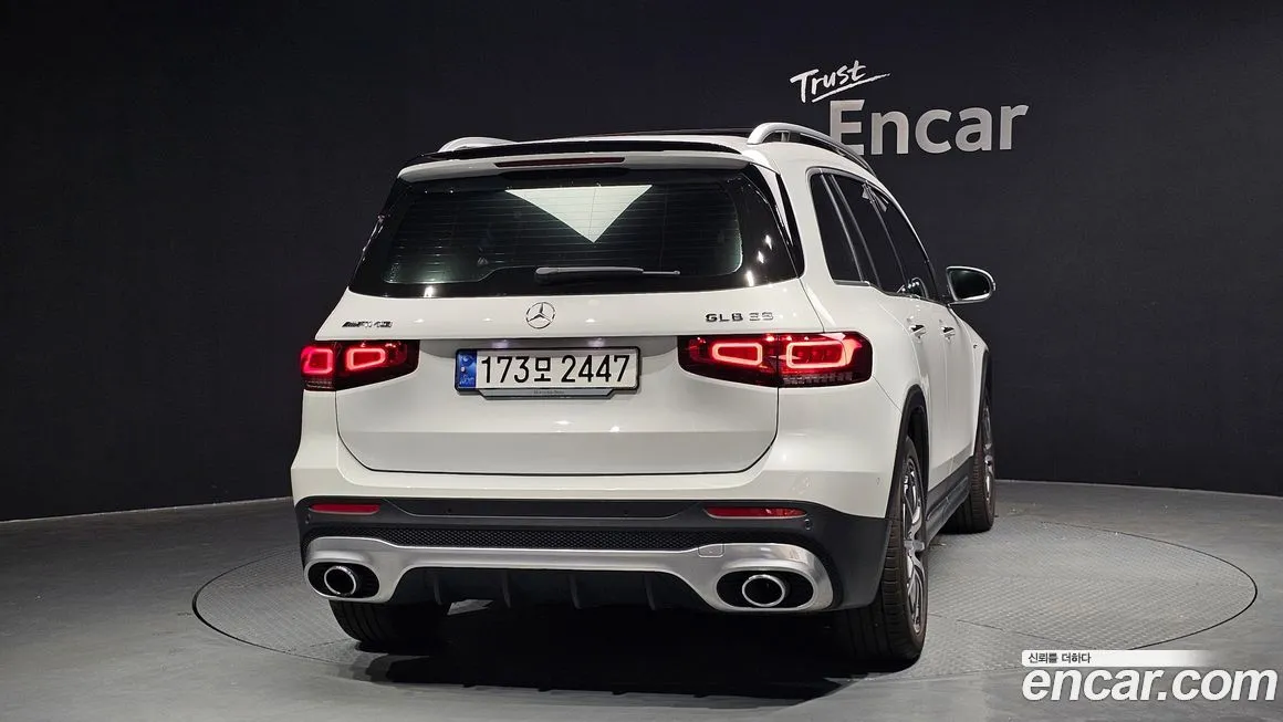 Mercedes-Benz GLB-Class — фото 6