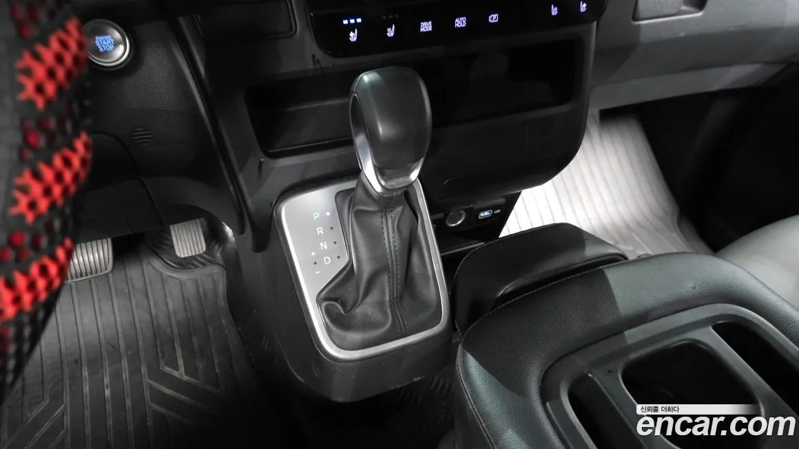 Hyundai Staria 2023 из KR, фото 8