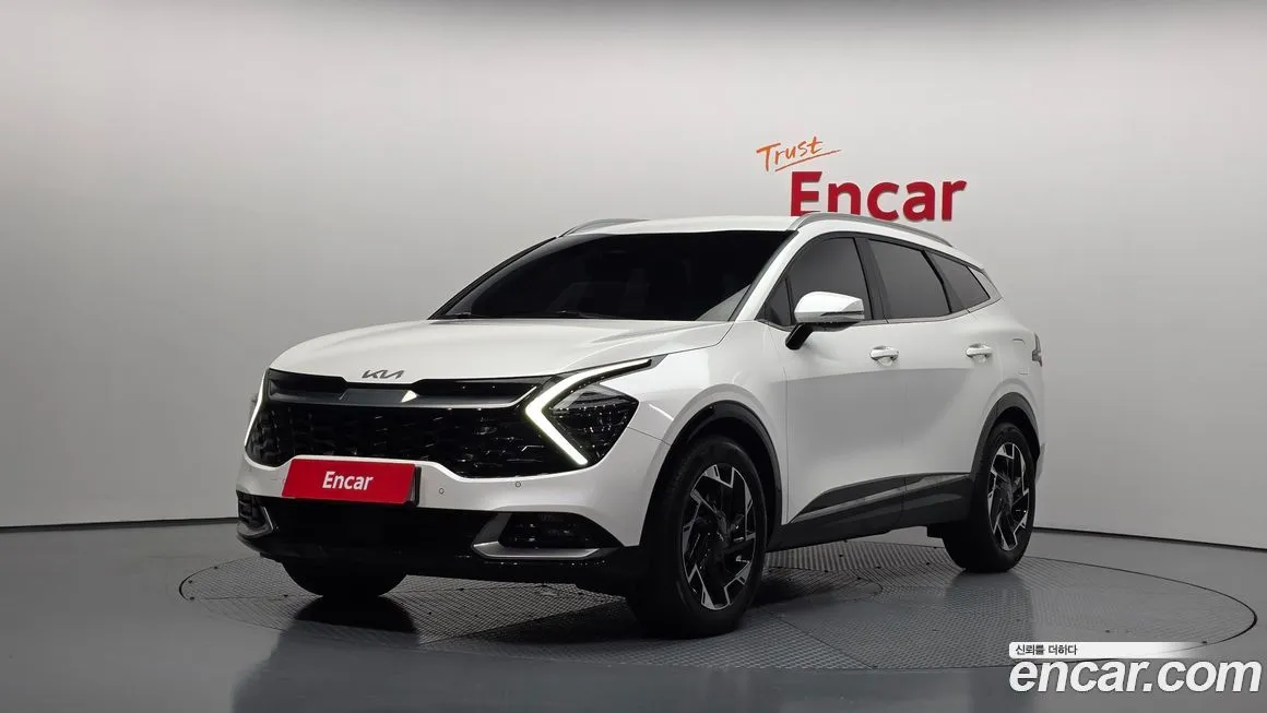 Kia Sportage — фото 1