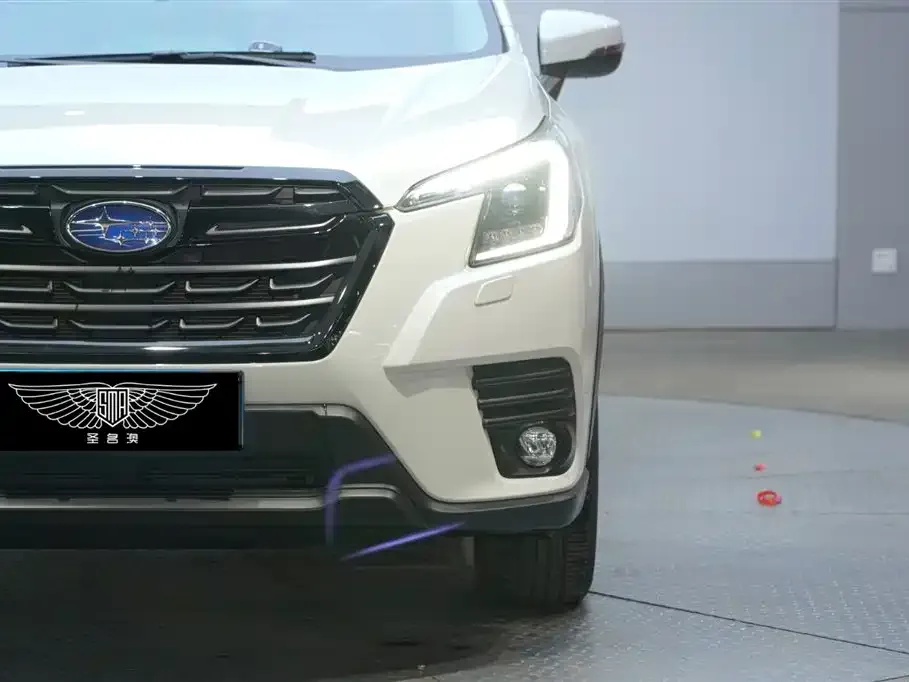 Subaru Forester — фото 6