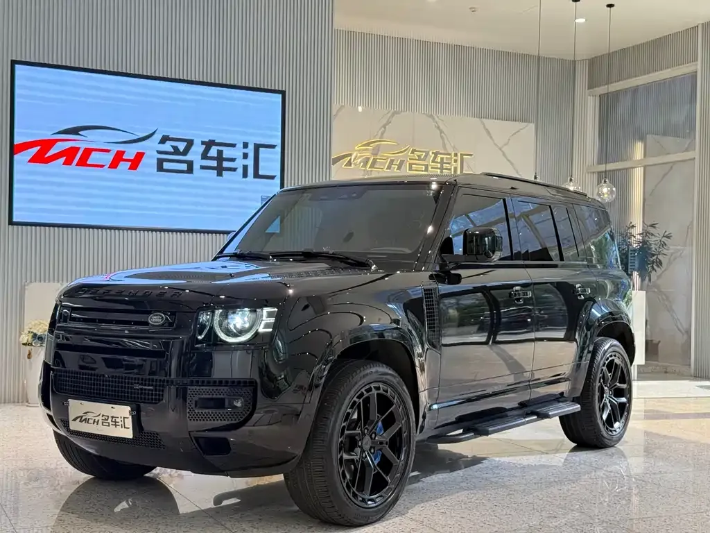 Land Rover Defender — фото 1