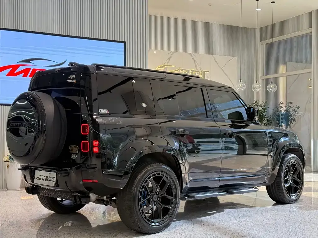 Land Rover Defender — фото 7