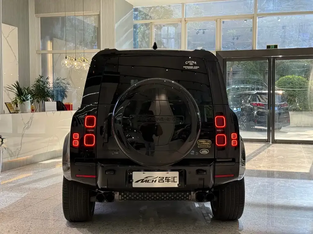 Land Rover Defender — фото 5