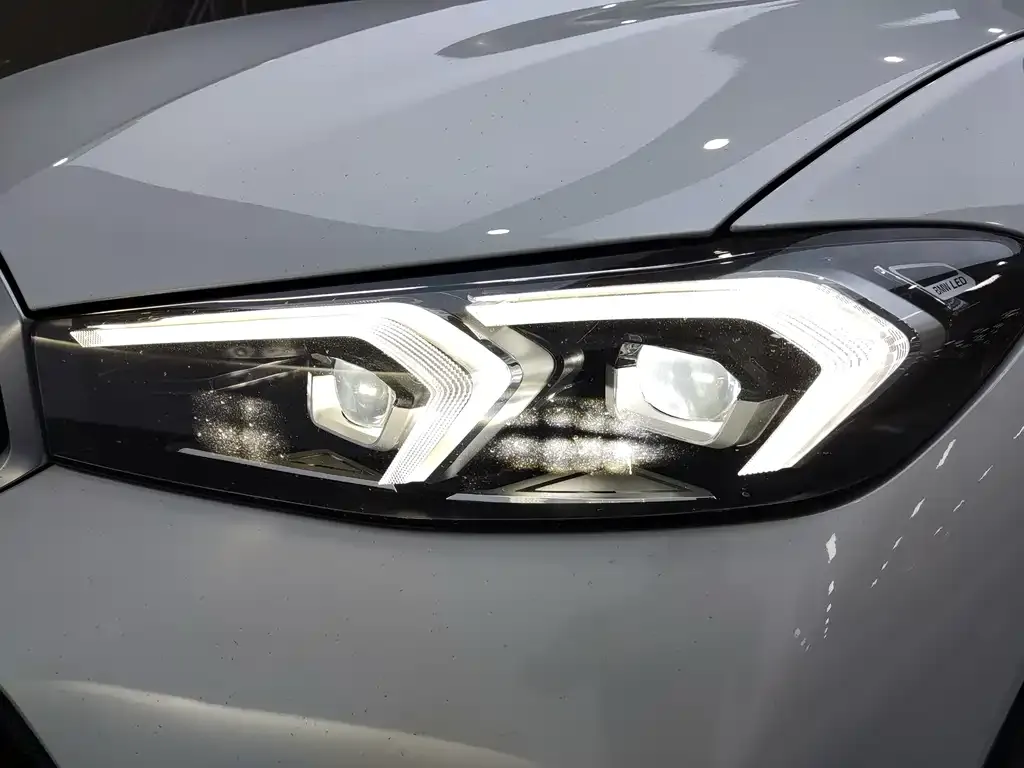 BMW 3 Series 2023 из CN, фото 9