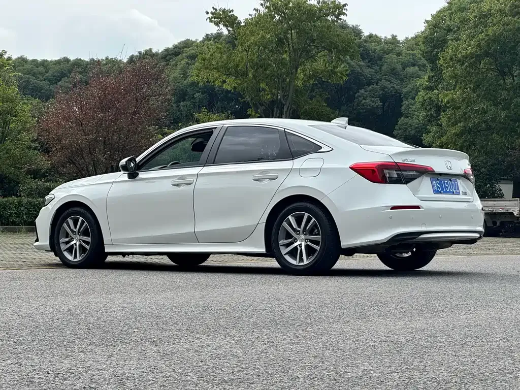Honda Civic — фото 3