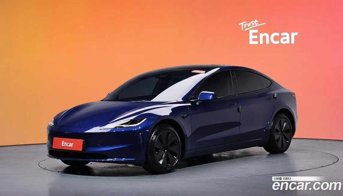 Tesla Model 3 — фото 1