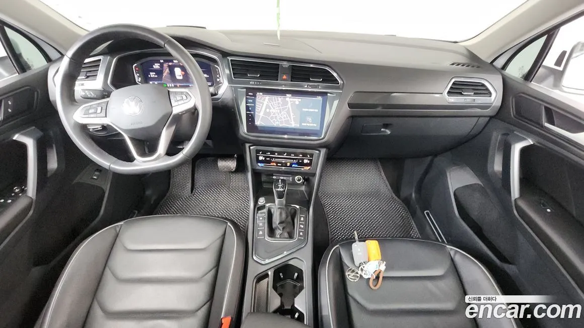 Volkswagen Tiguan — фото 7