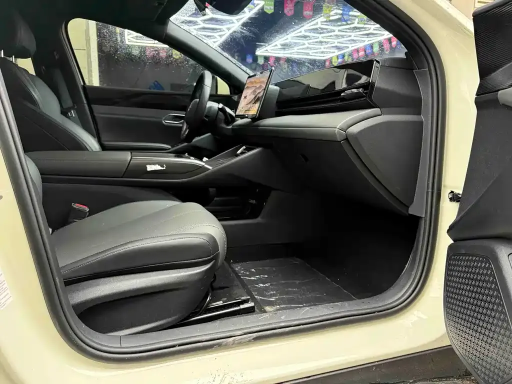 BYD Qin L 2025 из CN, фото 8