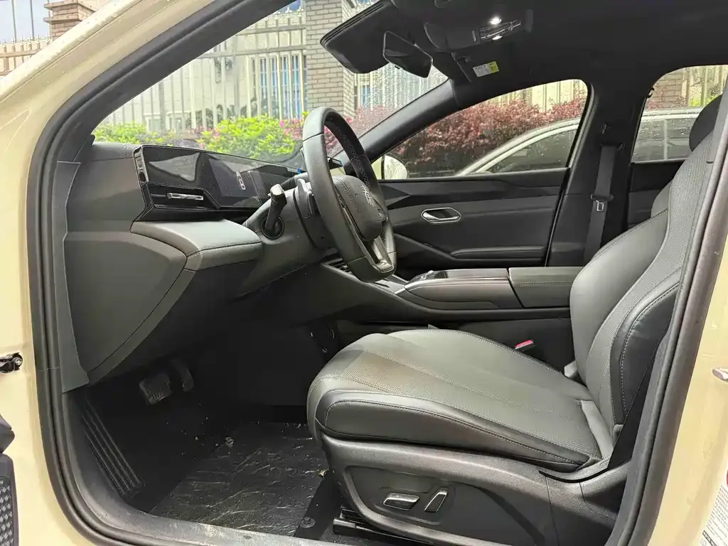 BYD Qin L 2025 из CN, фото 10
