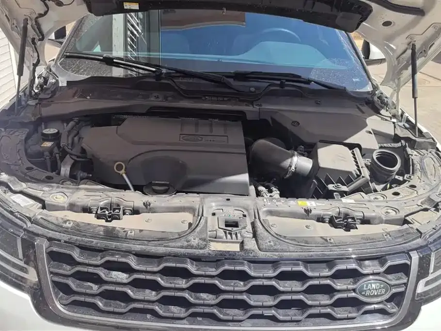 Land Rover Evoque — фото 10
