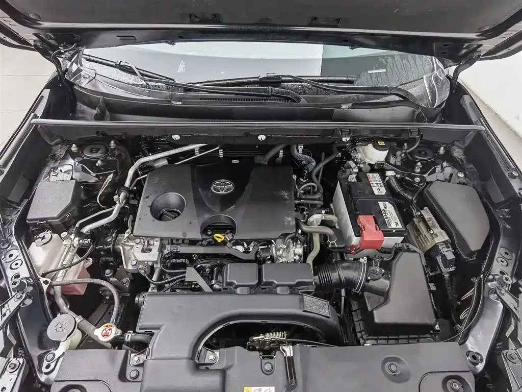 Toyota Wildlander — фото 10