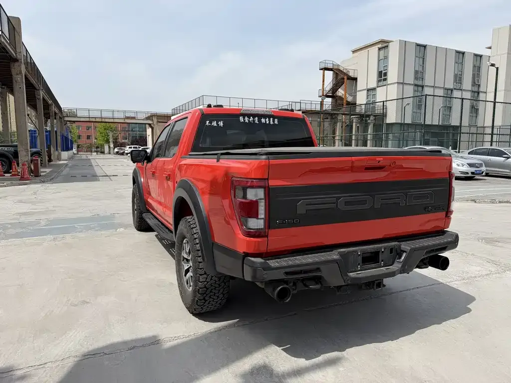 Ford F-150 Raptor 2023 из CN, фото 3