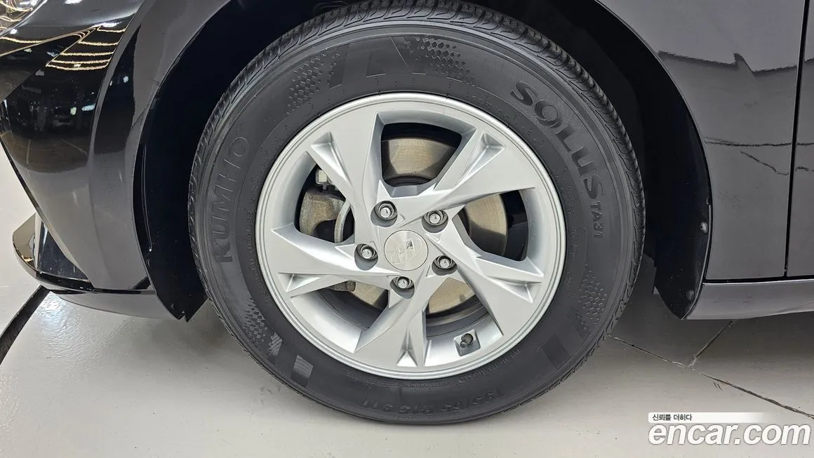 Hyundai AVANTE 2022 из KR, фото 8