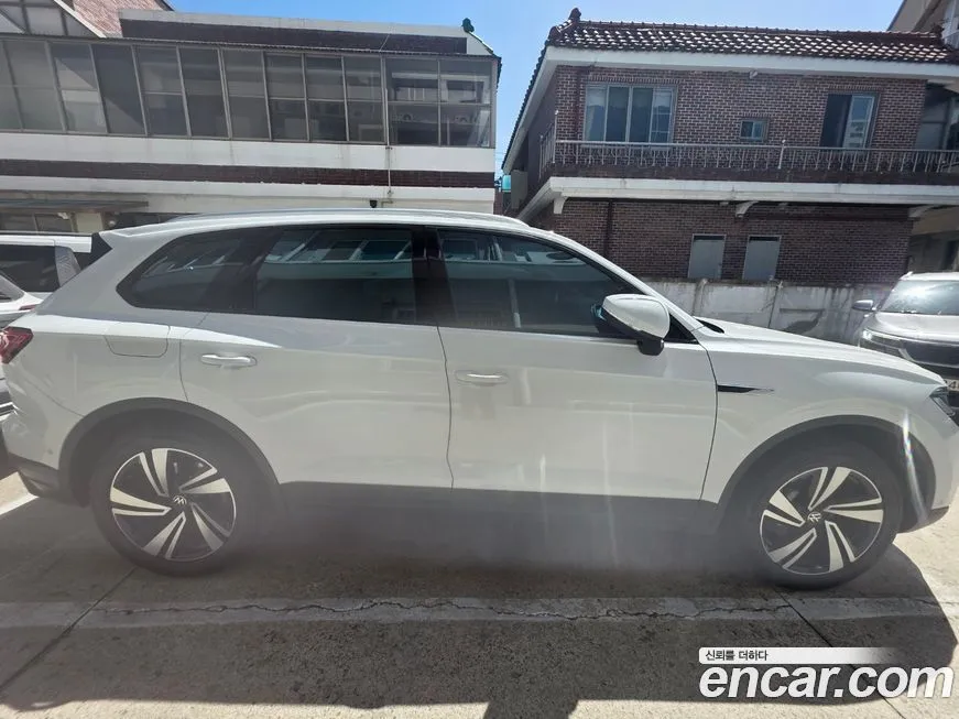 Volkswagen Touareg 2022 из KR, фото 5