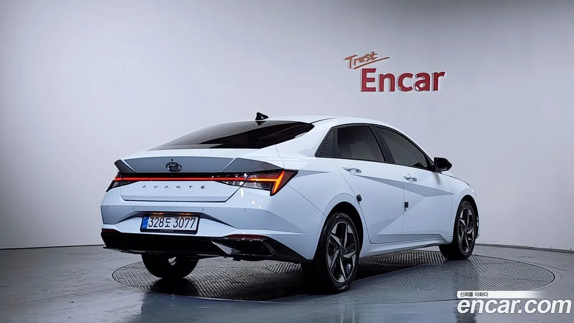 Hyundai AVANTE — фото 3