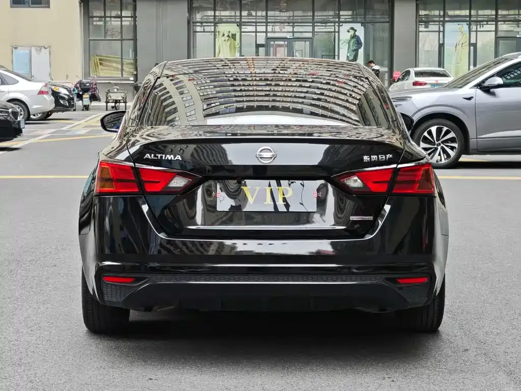Nissan Teana 2022 из CN, фото 4