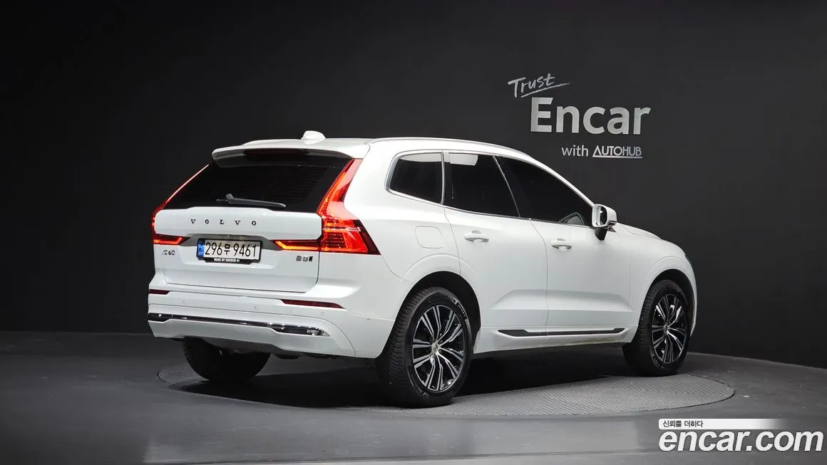 Volvo XC60 — фото 3