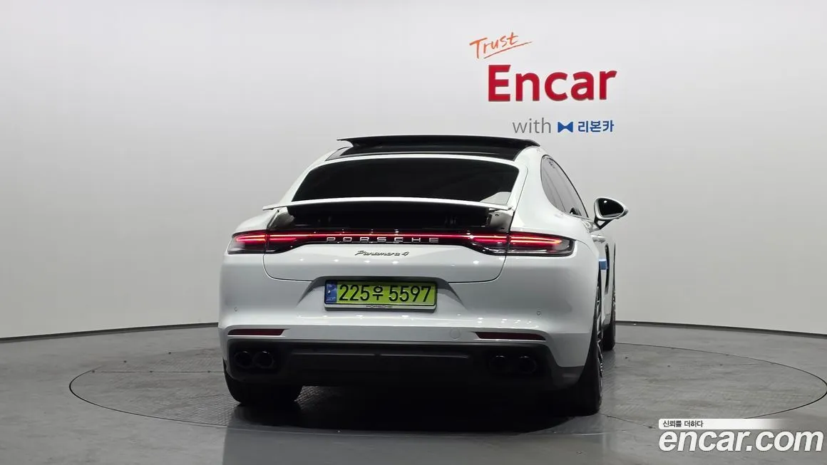 Porsche Panamera 2023 из KR, фото 2