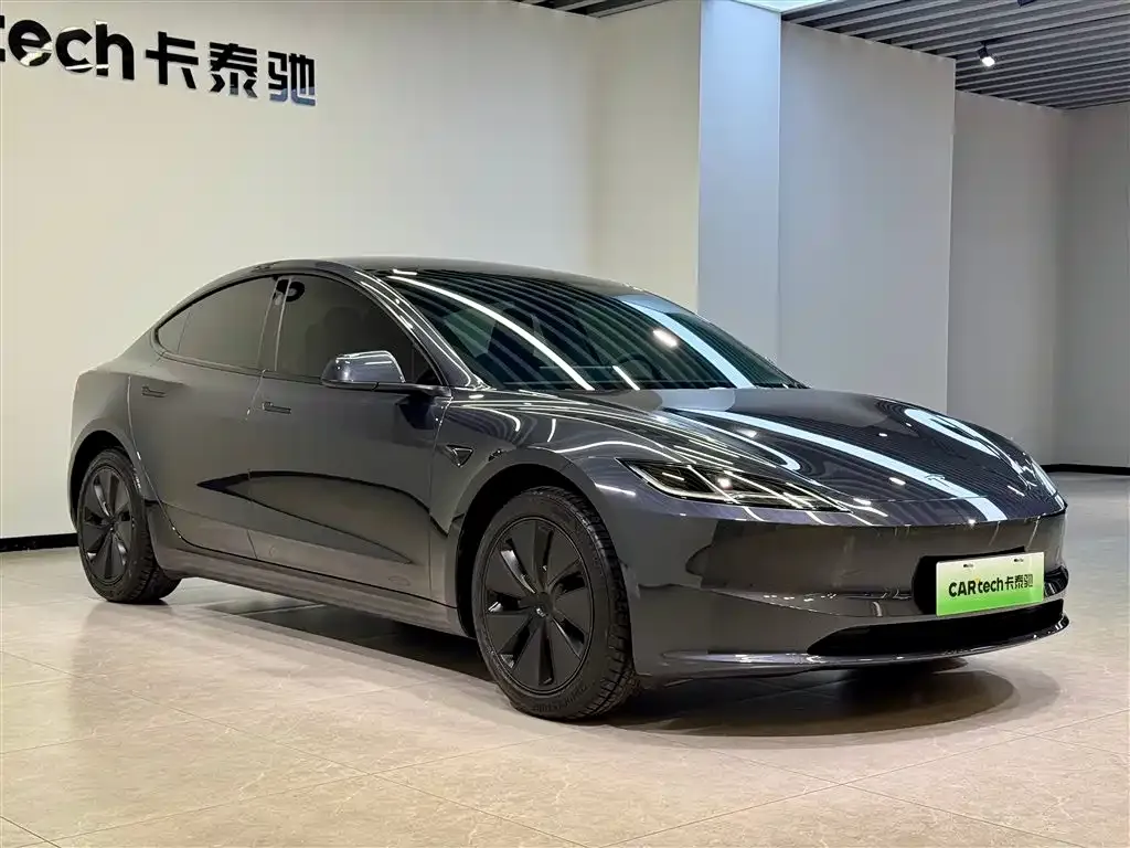 Tesla Model 3 — фото 3