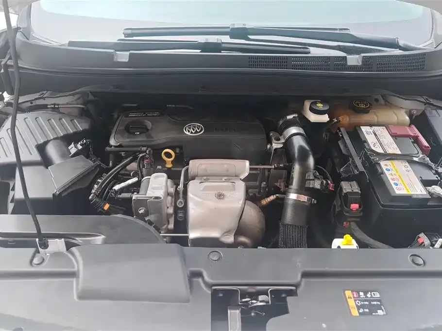 Buick GL6 2023 из CN, фото 7
