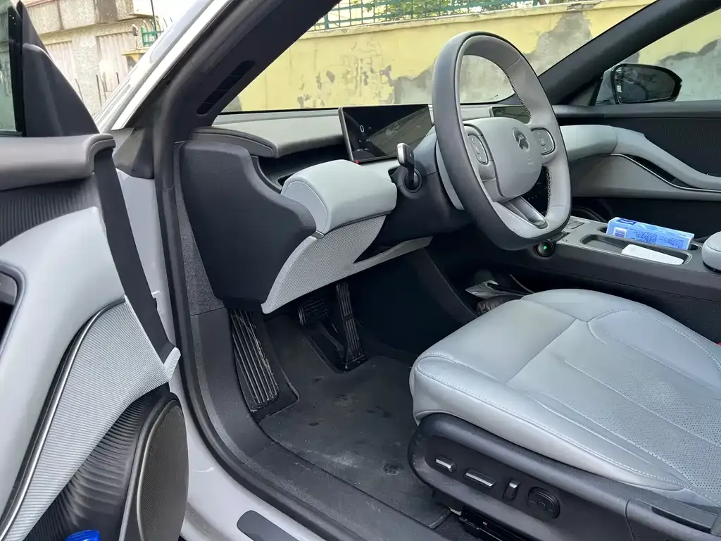 NIO ET5T 2025 из CN, фото 5