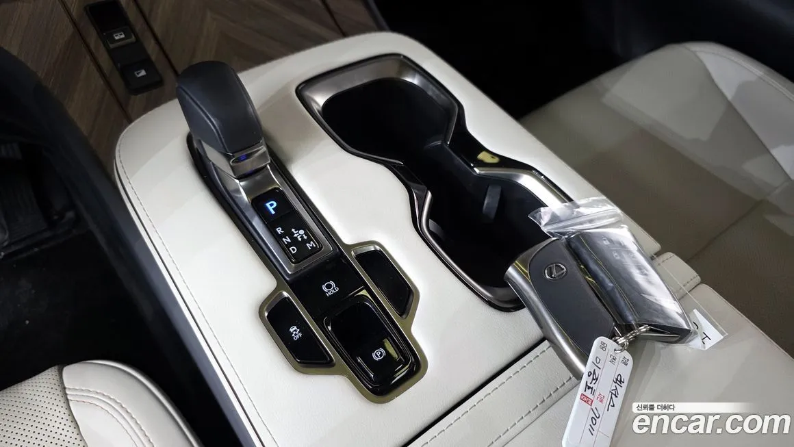 Lexus LM 2025 из KR, фото 5