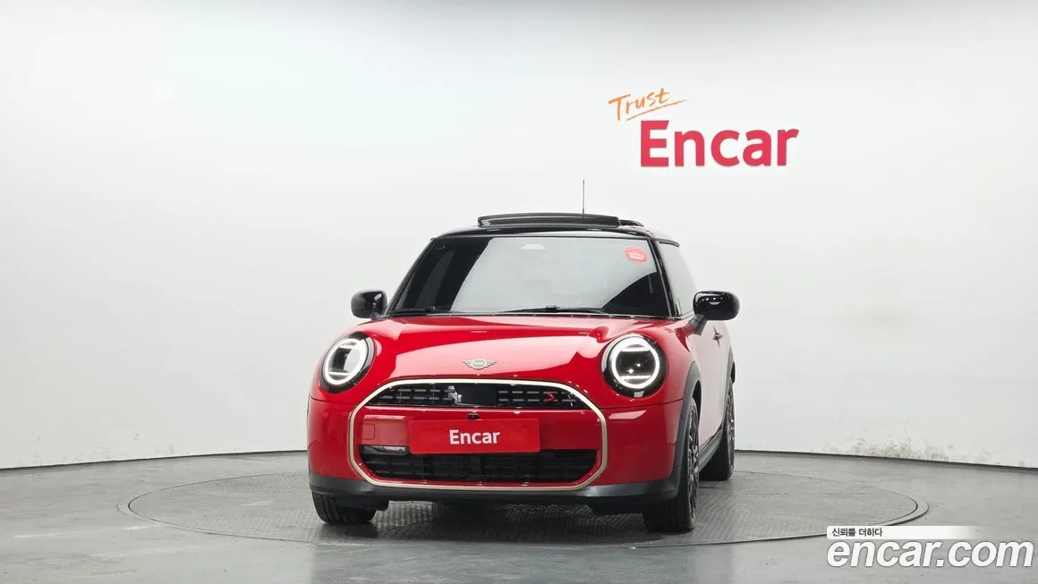 Mini Cooper 2025 из KR, фото 2