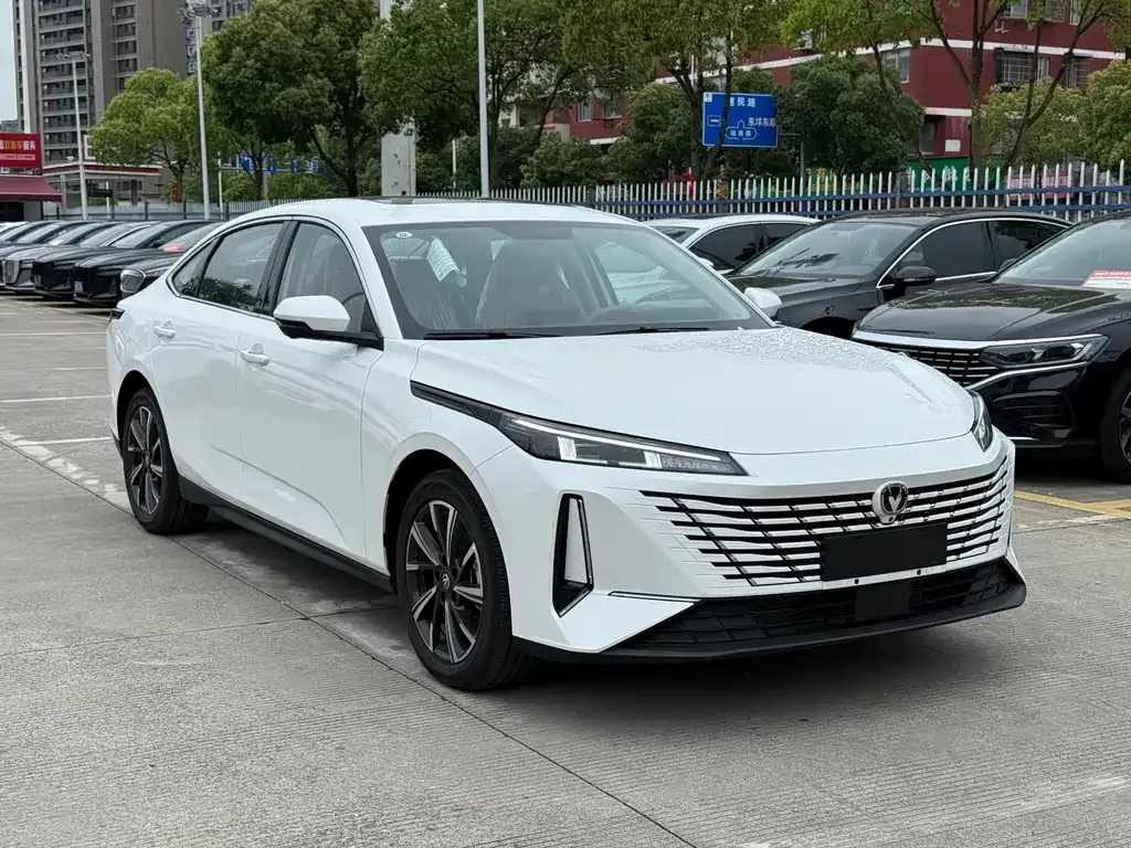 Changan Eado 2026 из CN, фото 10