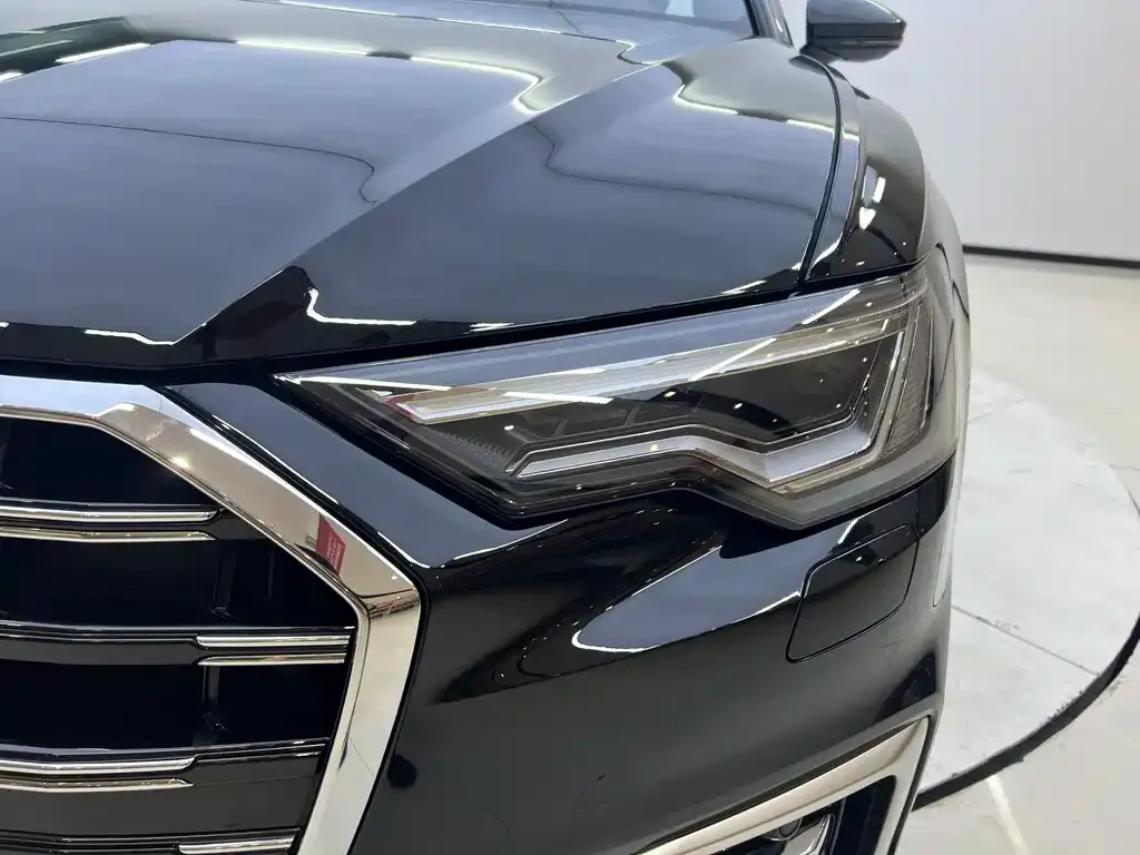 Audi A6L — фото 6