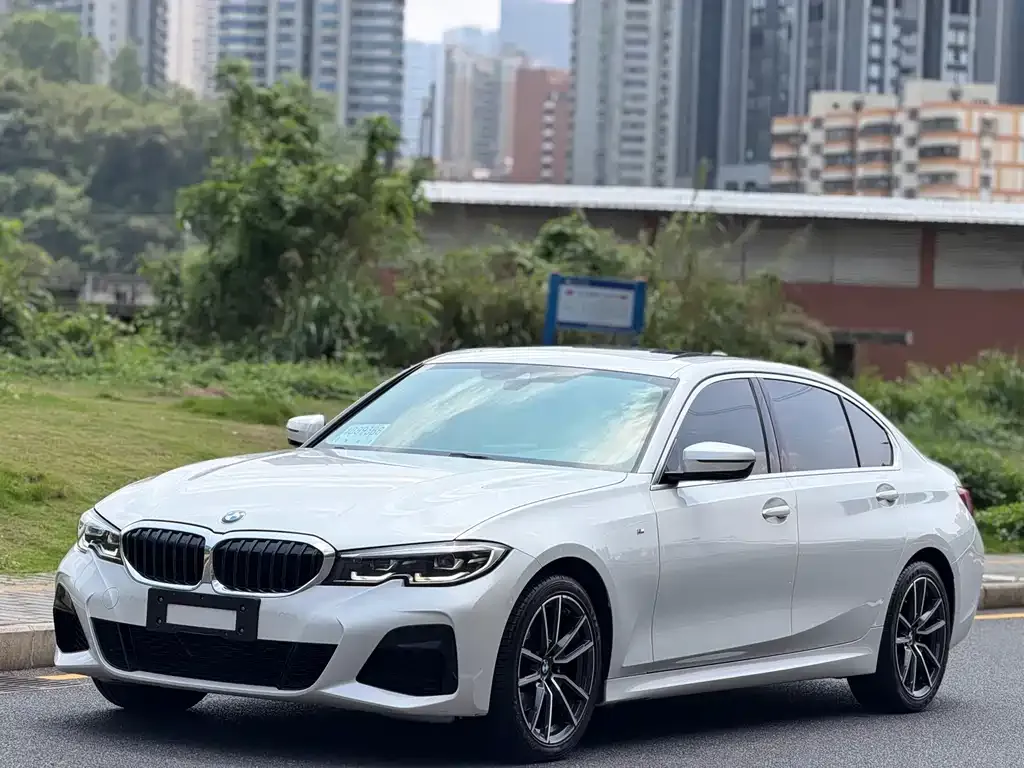 BMW 3 Series — фото 1