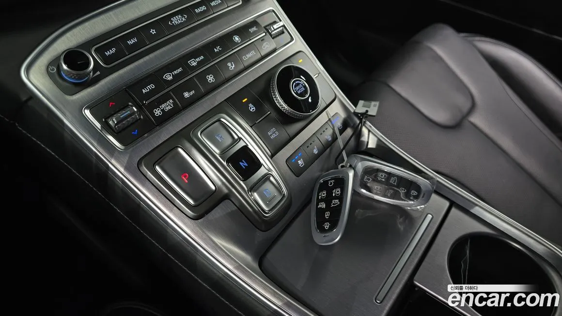 Hyundai Santafe — фото 8