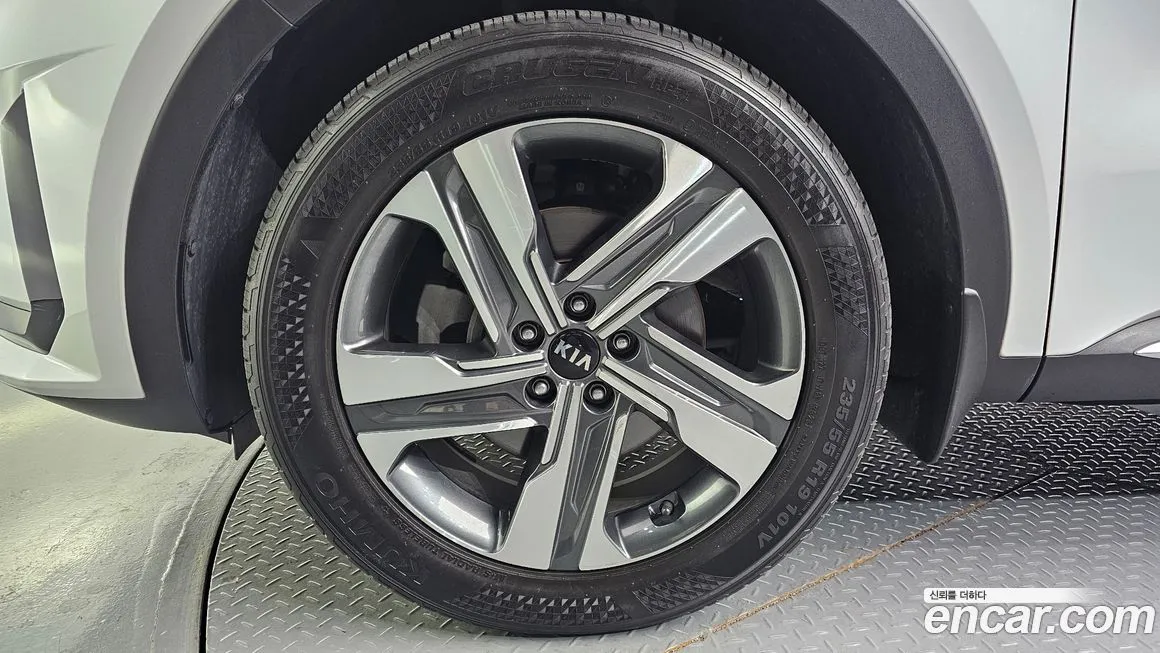 Kia Sorento — фото 10