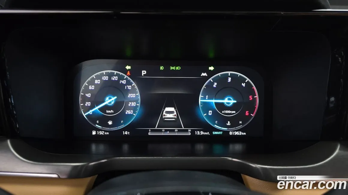 Kia Sorento — фото 6