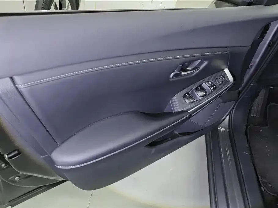 Nissan Sylphy 2024 из CN, фото 3