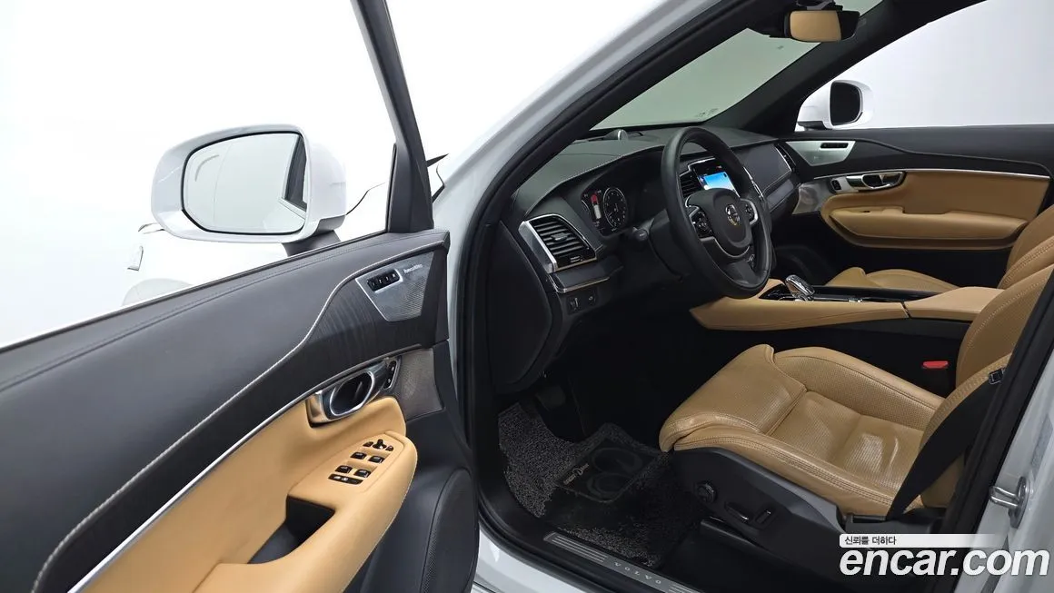 Volvo XC90 2022 из KR, фото 3