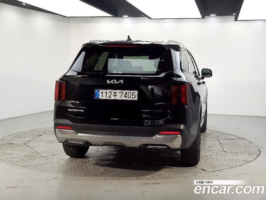Kia Sorento — фото 8