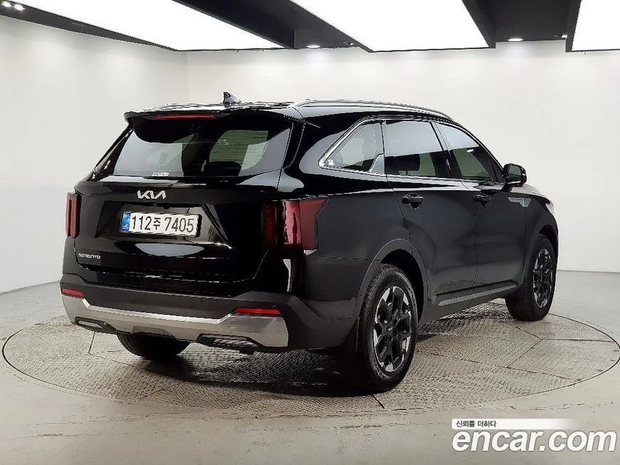 Kia Sorento — фото 3