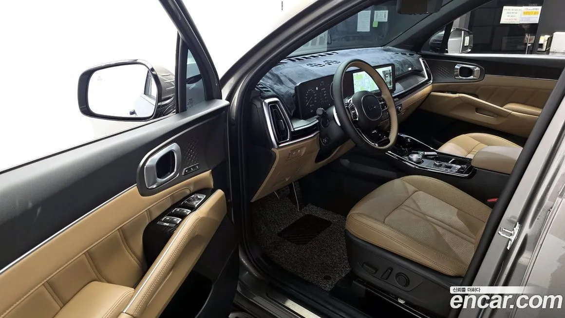 Kia Sorento — фото 9