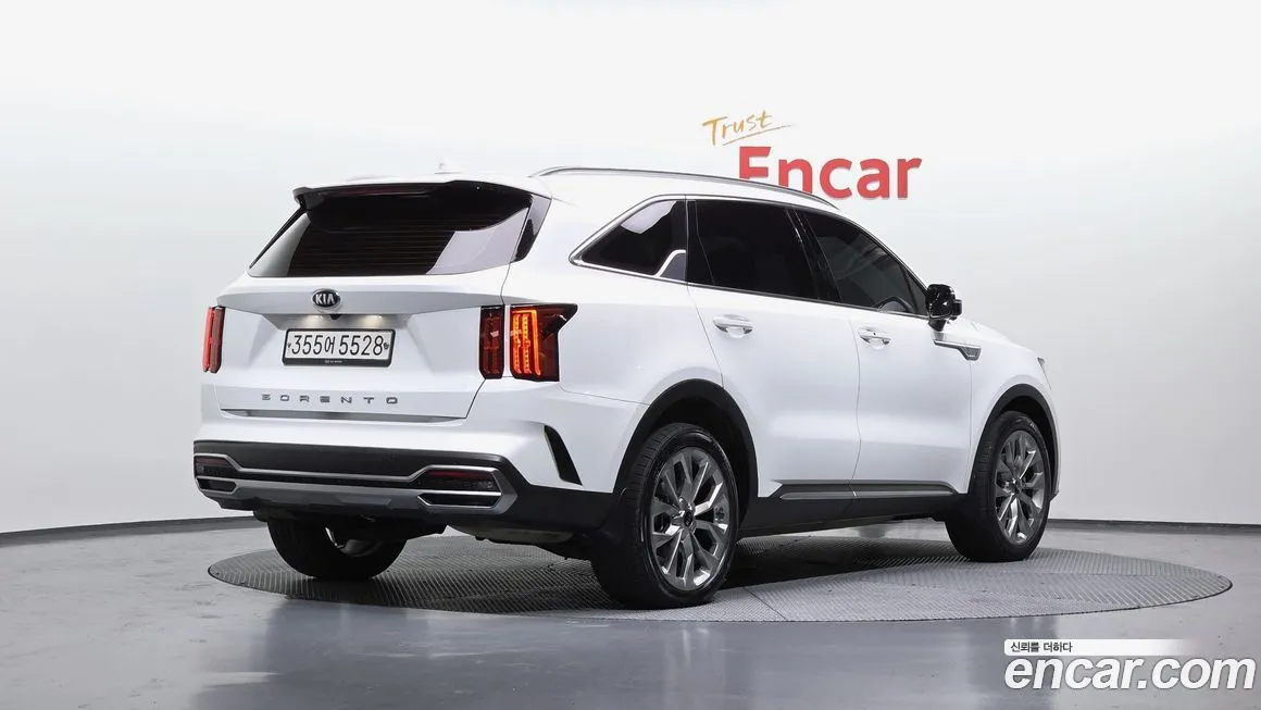 Kia Sorento — фото 10