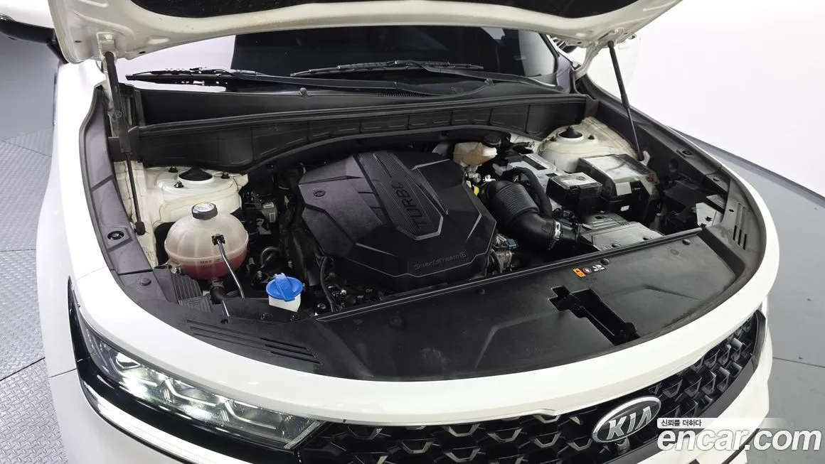 Kia Sorento — фото 6