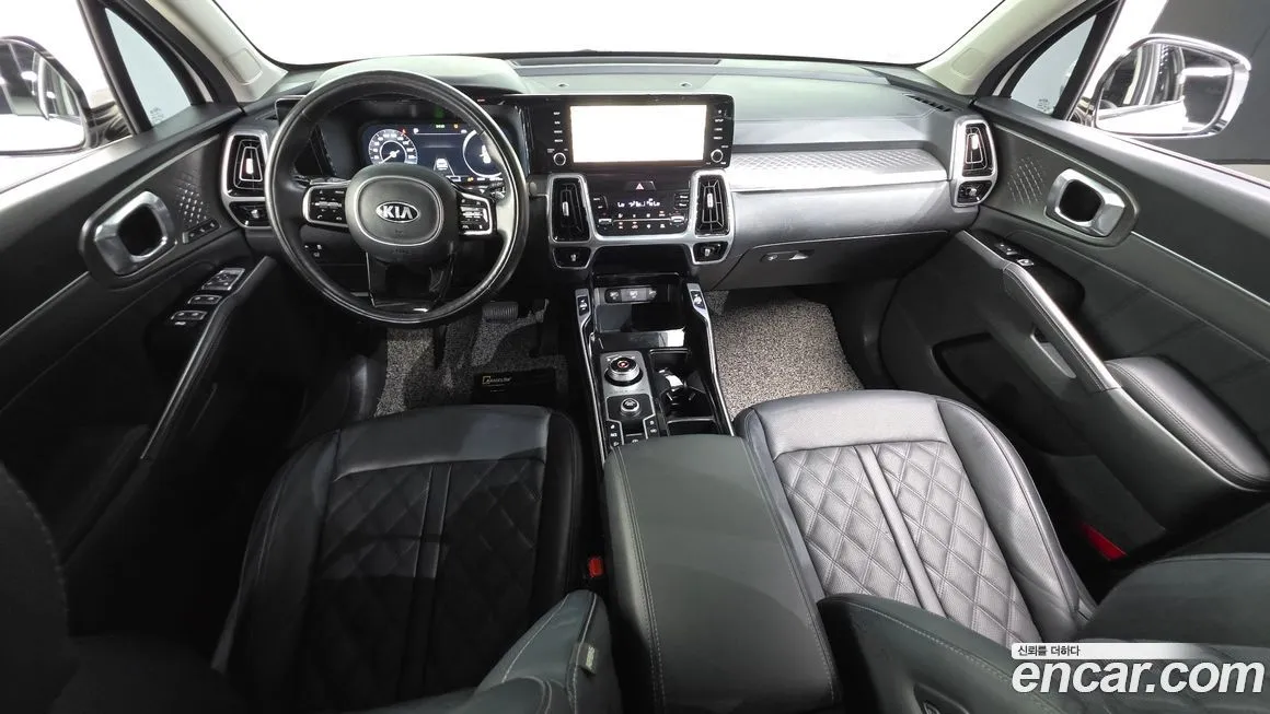 Kia Sorento — фото 9