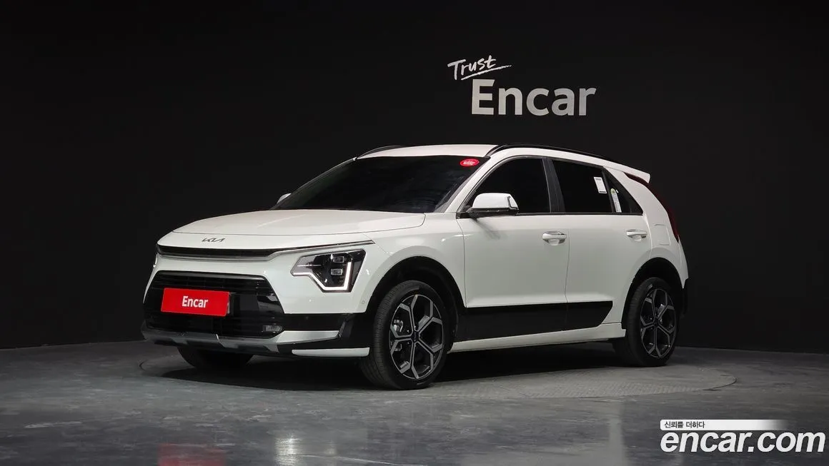 Kia Niro — фото 1