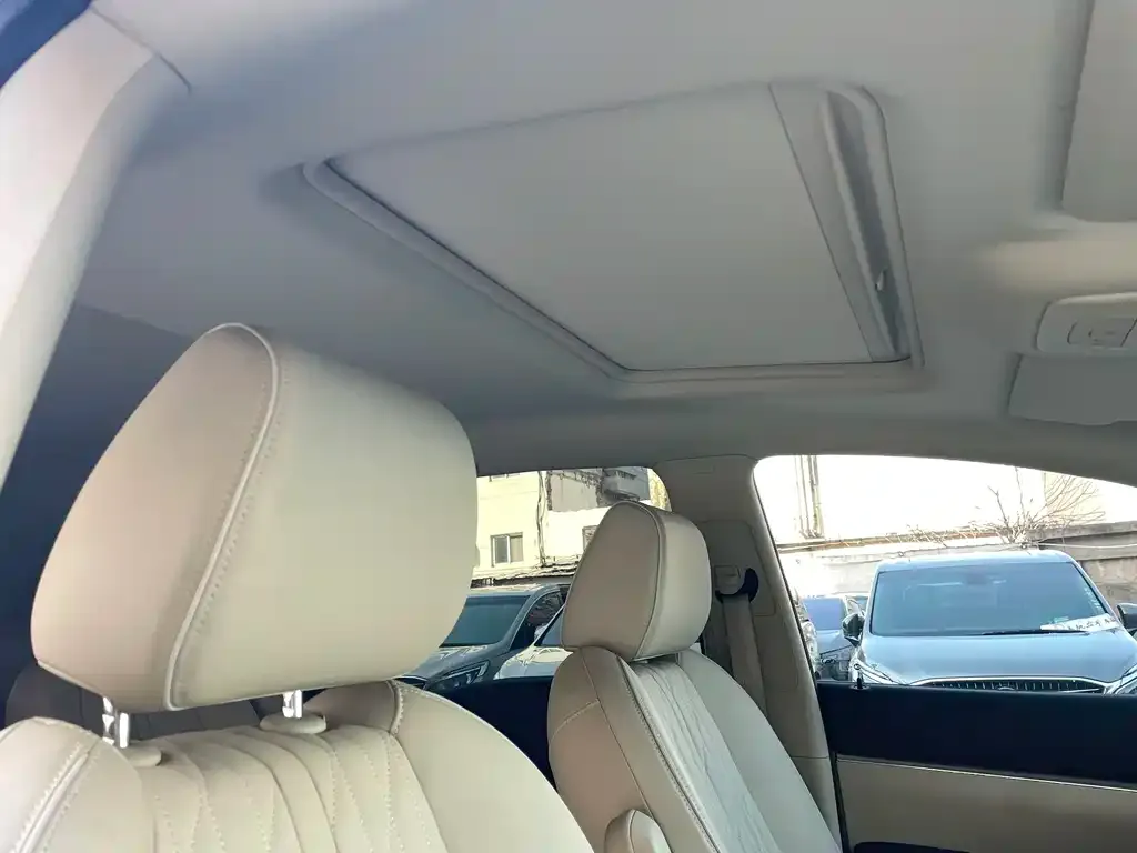 Buick GL8 2023 из CN, фото 8