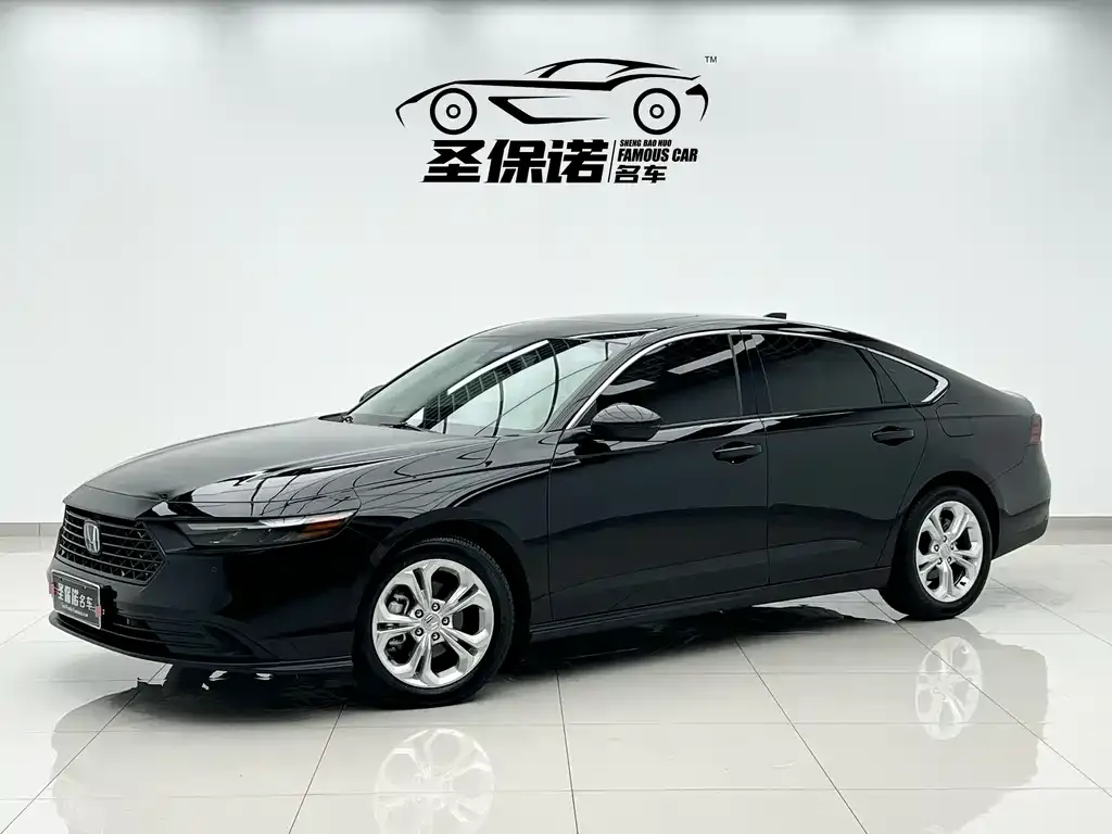 Honda Accord — фото 1